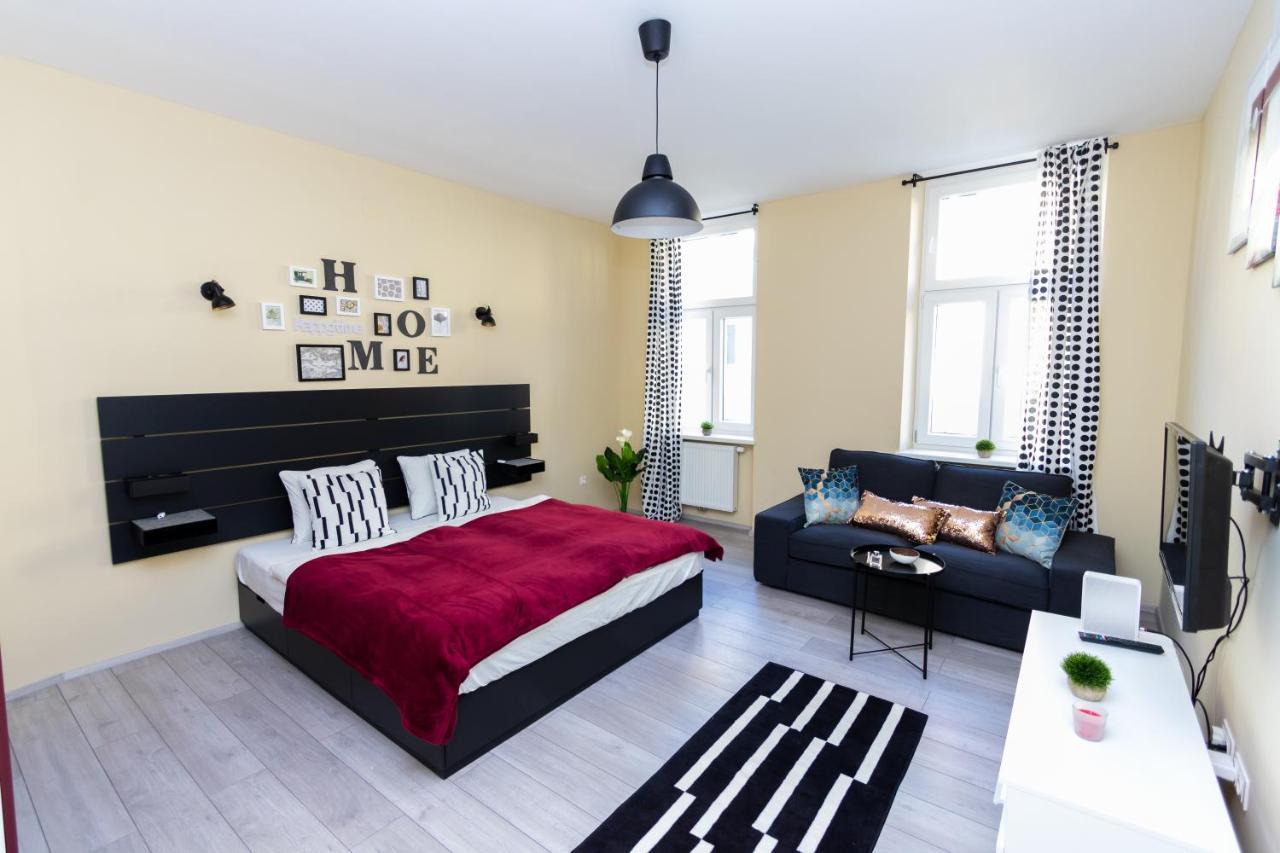 Radiant Premium - Fuenfhaus * Viena
